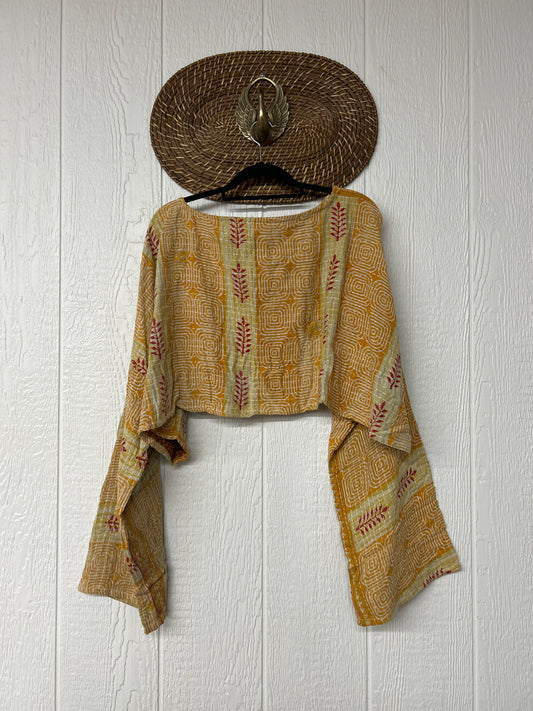 Abundance Crop Top 1025 065