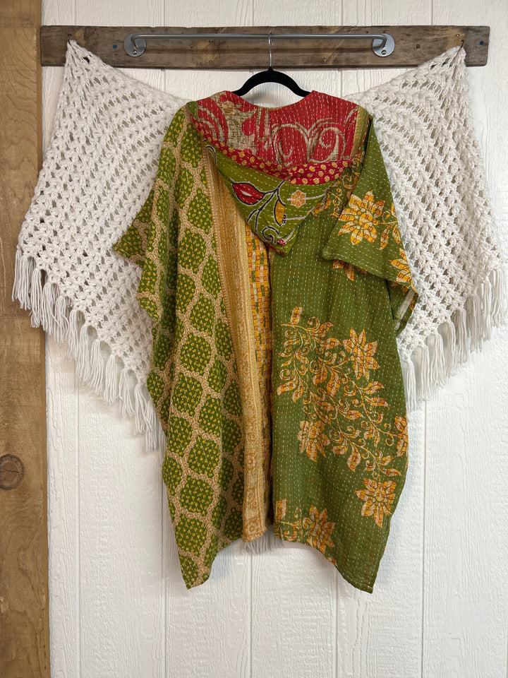 Peace and Love Poncho 0425 221