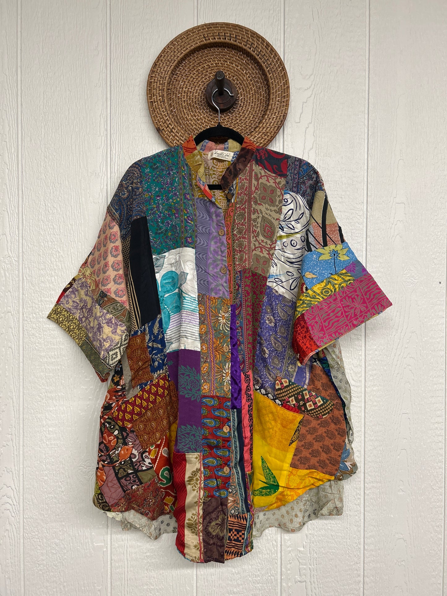Goddess Free To Be Button-Down 0925 266