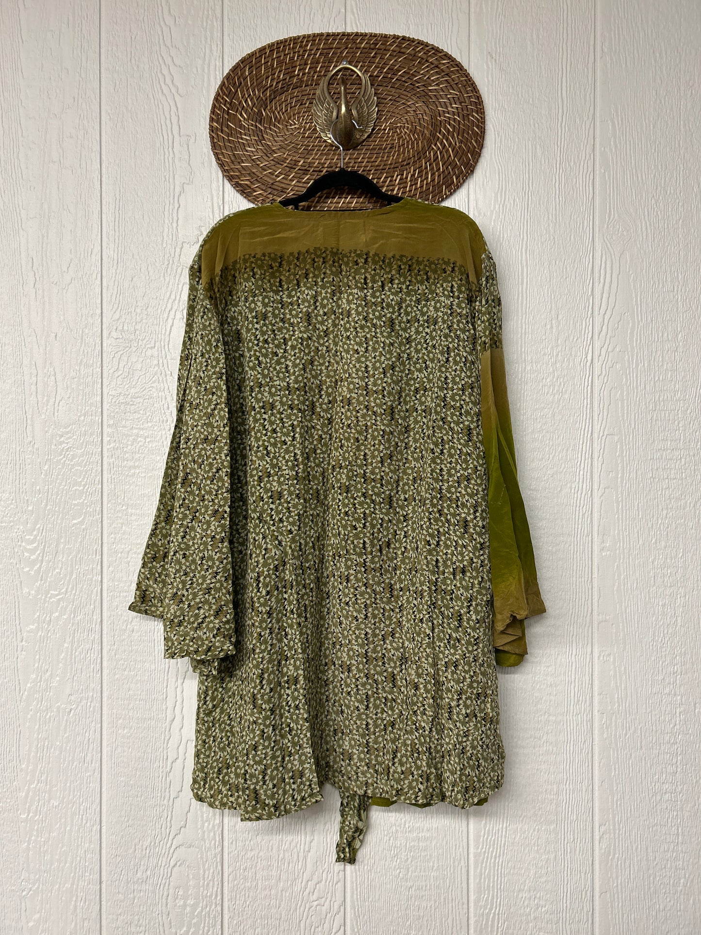Crepe Sari Shortie Spellbound Kimono 0426 021