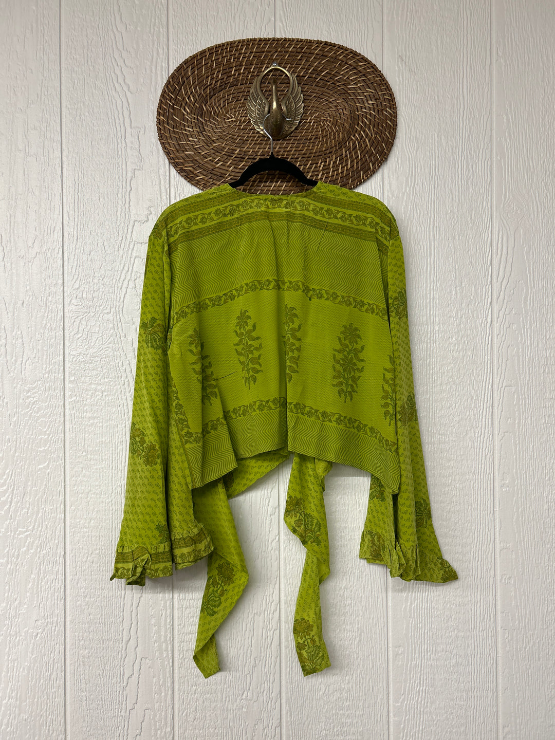 Zeppelin Crop Shrug 0425 208