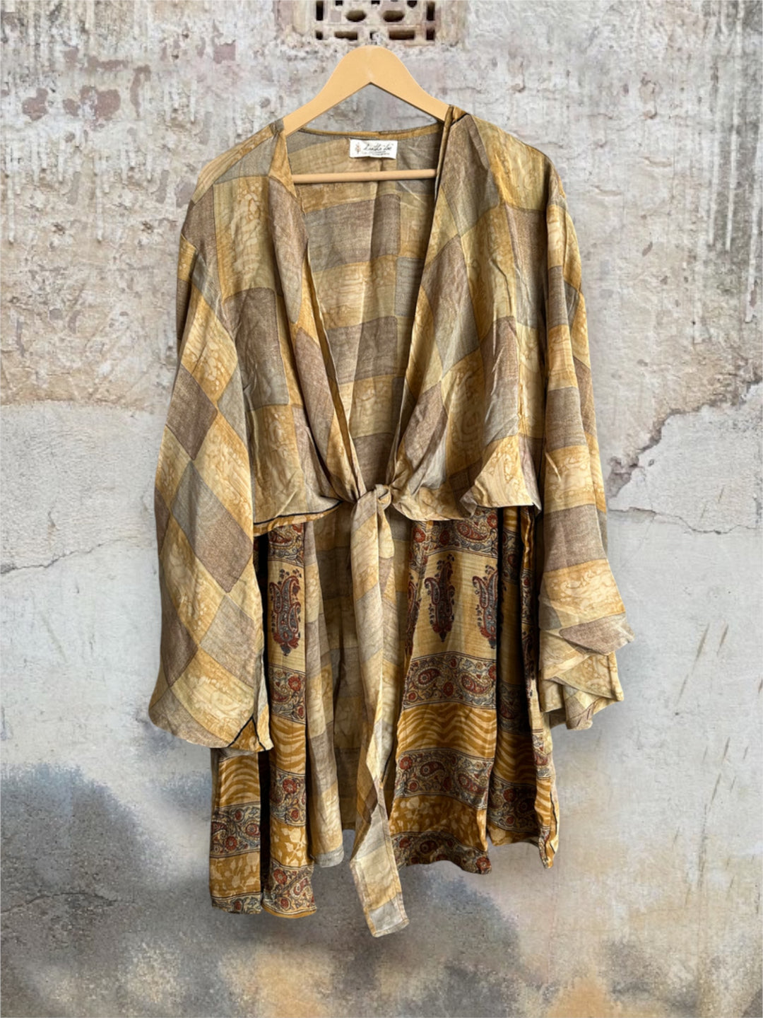 Silk Dreamweaver Kimono 02 242