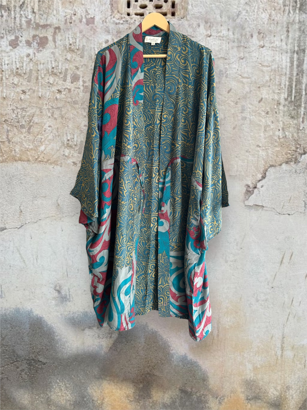 Silk Dreamweaver Kimono 0324 159 - Kantha Bae