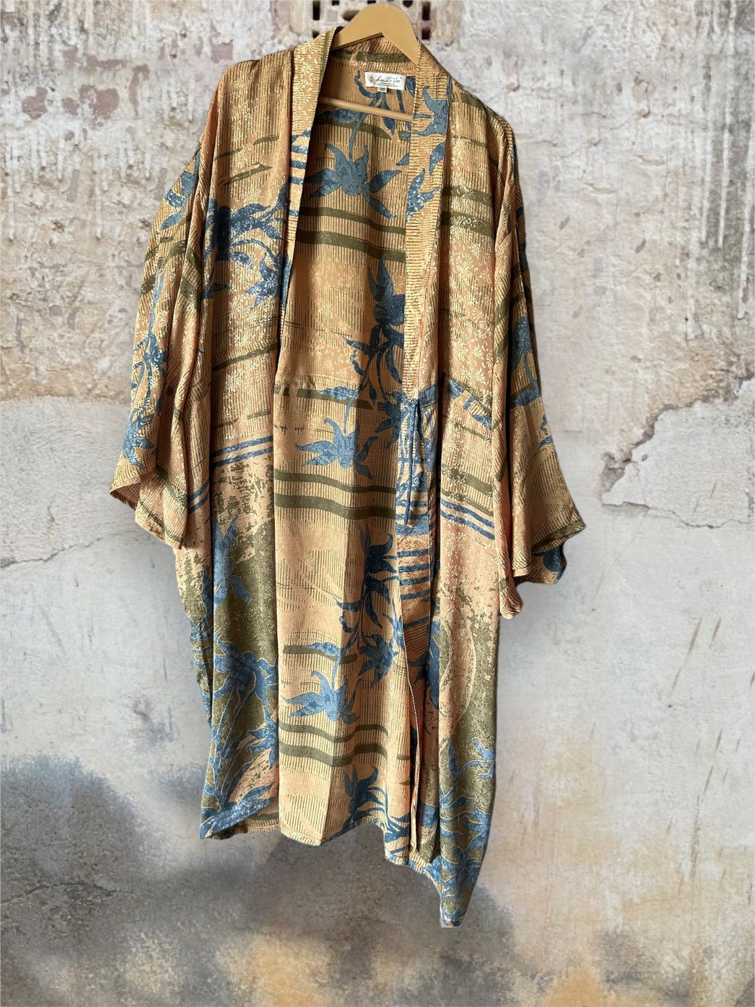 Silk Dreamweaver Kimono 0324 222 - Kantha Bae