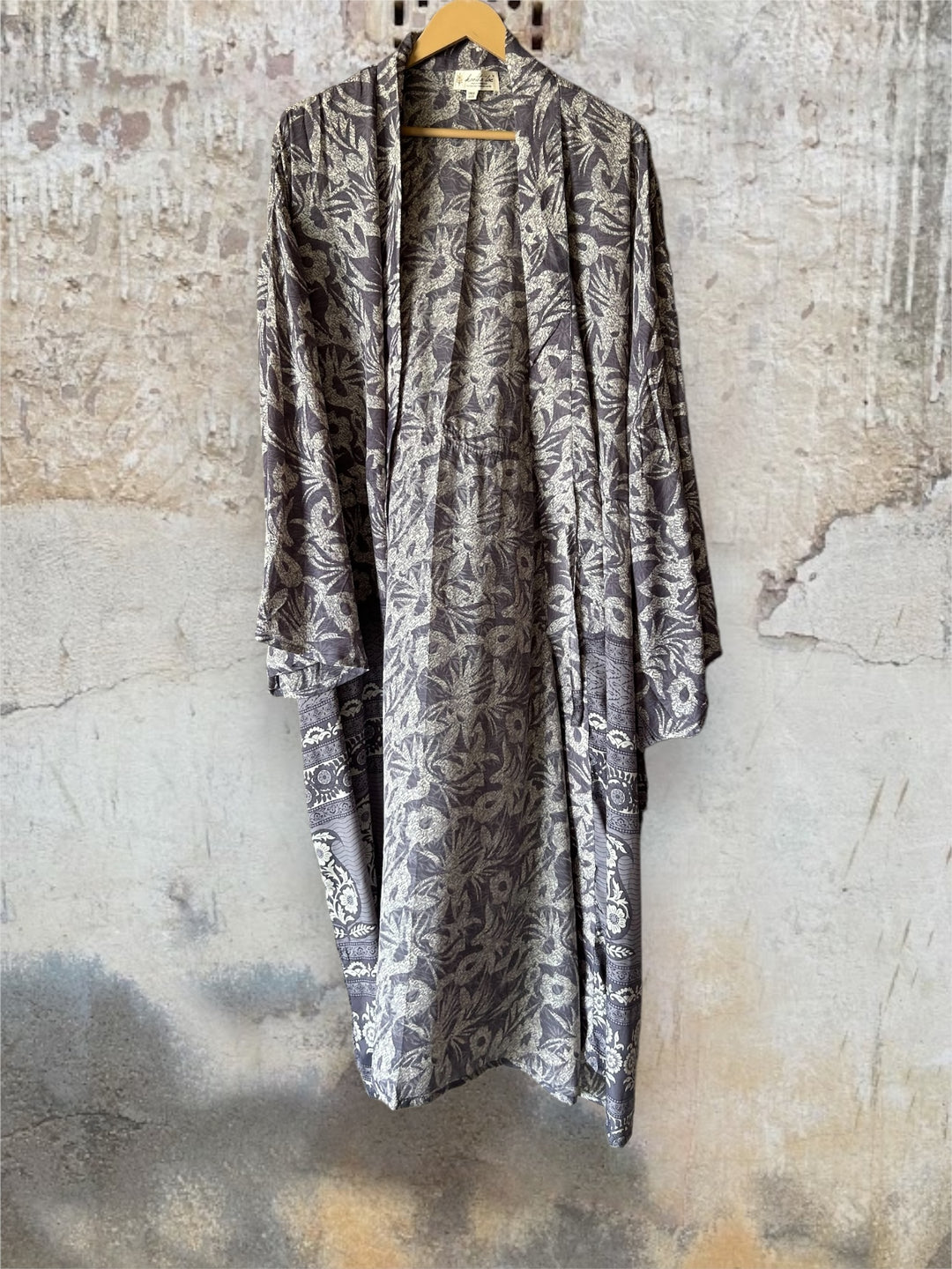 Silk Dreamweaver Kimono 0324 232 - Kantha Bae
