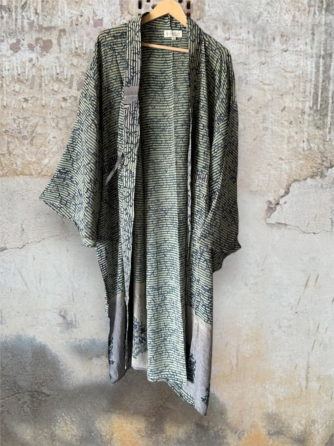 Silk Dreamweaver Kimono 0324 247 - Kantha Bae