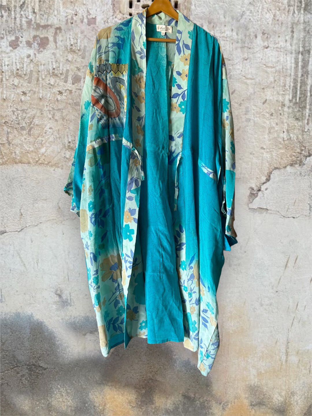 Silk Dreamweaver Kimono 0324 259 - Kantha Bae