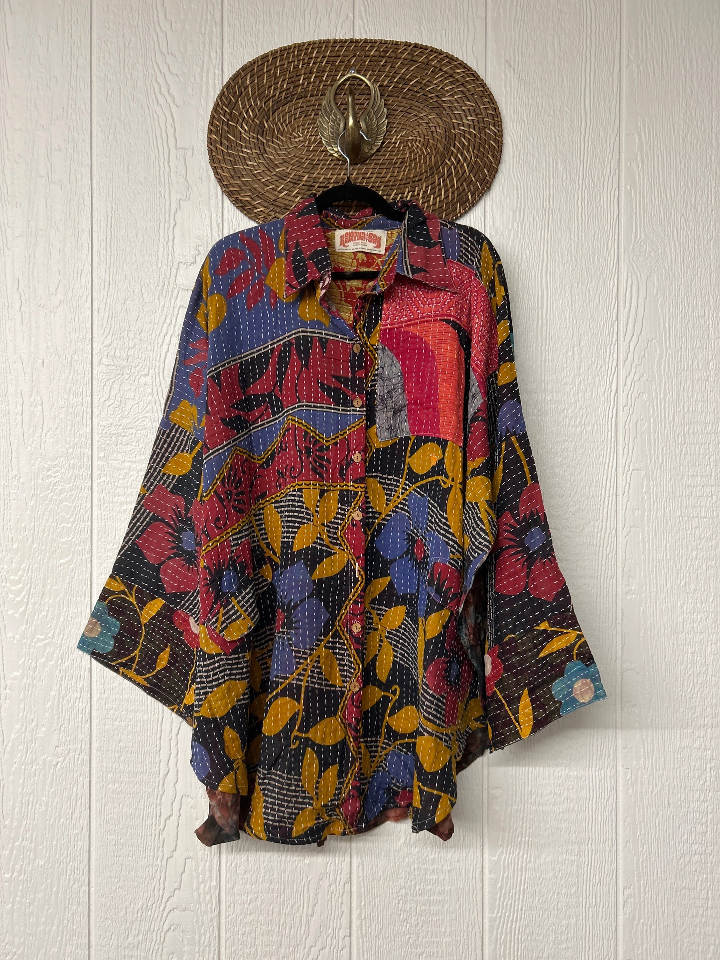 Free To Be Longsleeve 1025 057