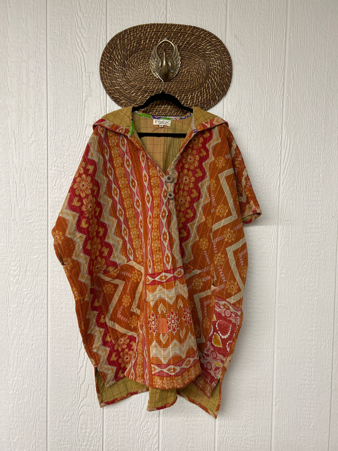 Peace + Love Poncho 0325 170