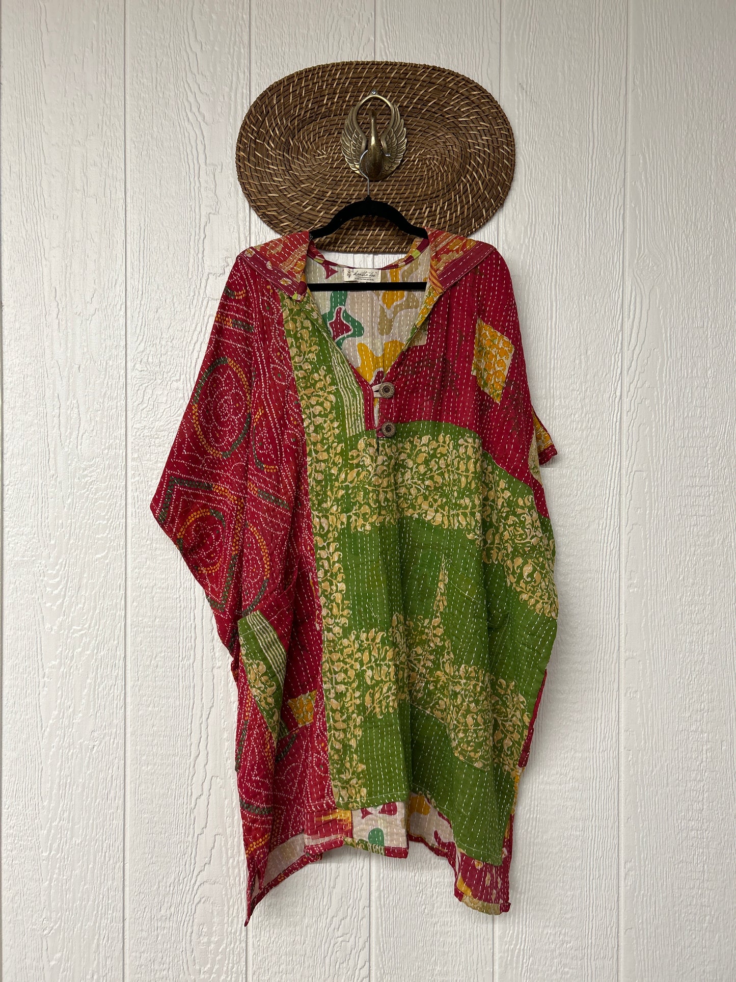 Peace and Love Poncho 0425 166