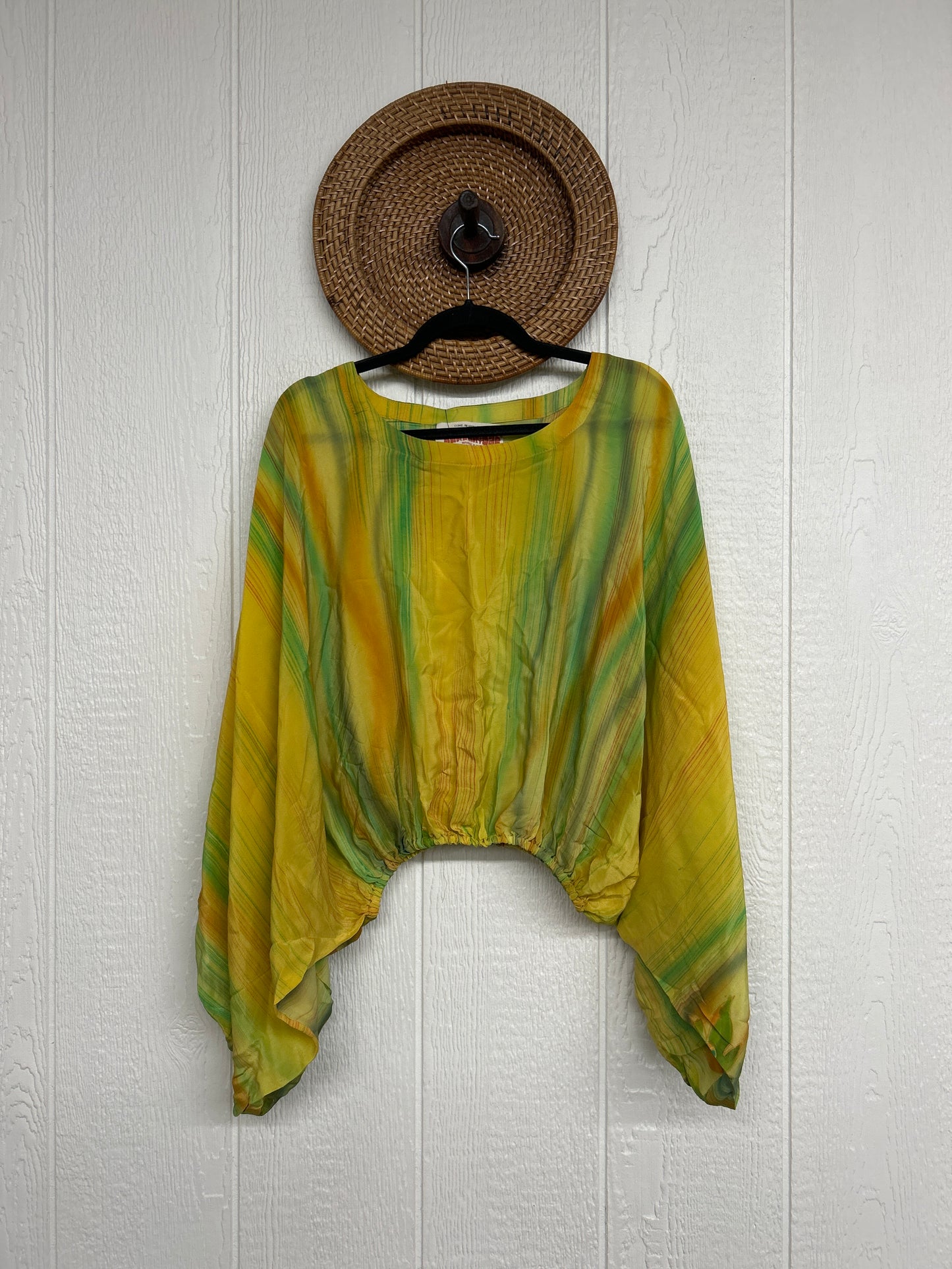 Crepe Sari Luna Crop Top 0126 090