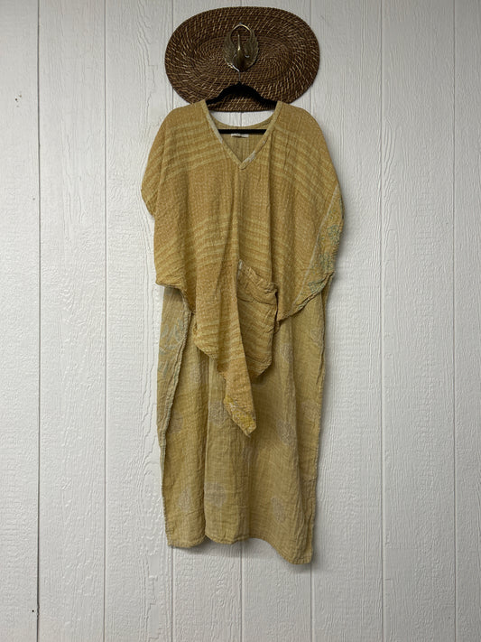 Alchemi Kantha Surrender Hi Lo Poncho 0926 001