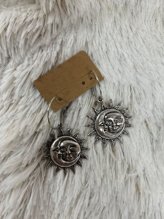 Silver Metal Hoop Earrings - Moon & Sun
