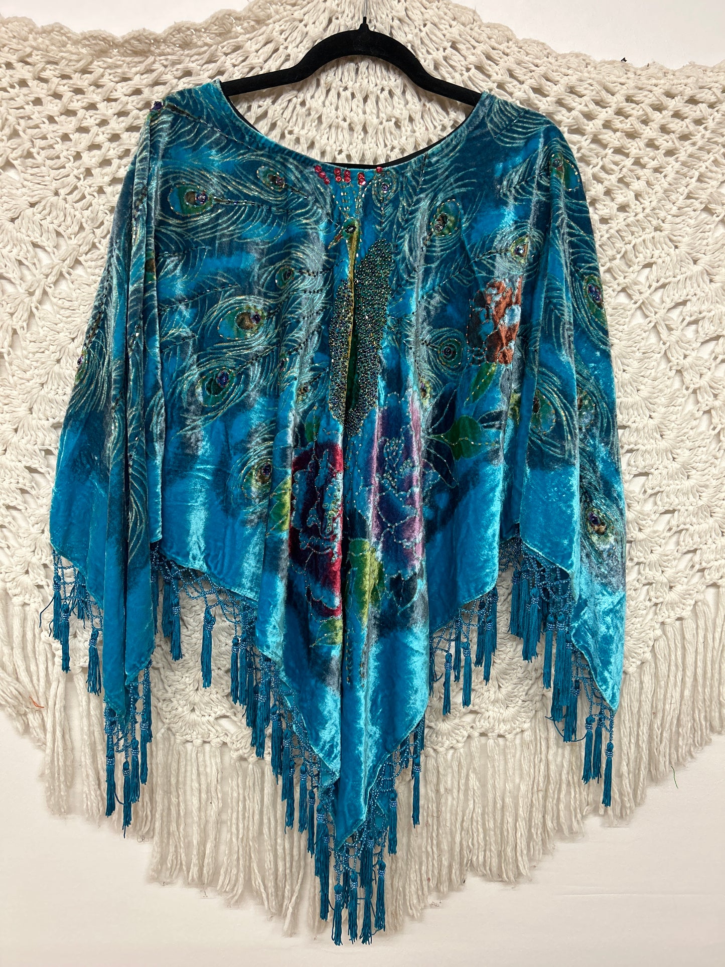 Velvet Peacock Poncho w/ beads - Black - TUR - 001