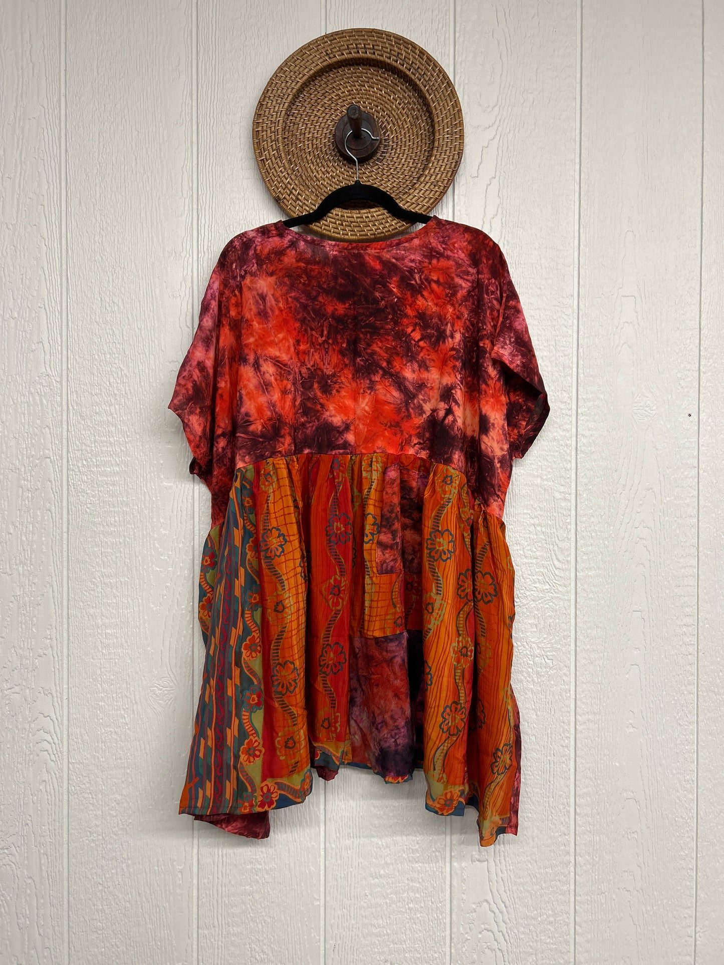 Crepe Sari Daydreamer Button Down Mini  0426 041