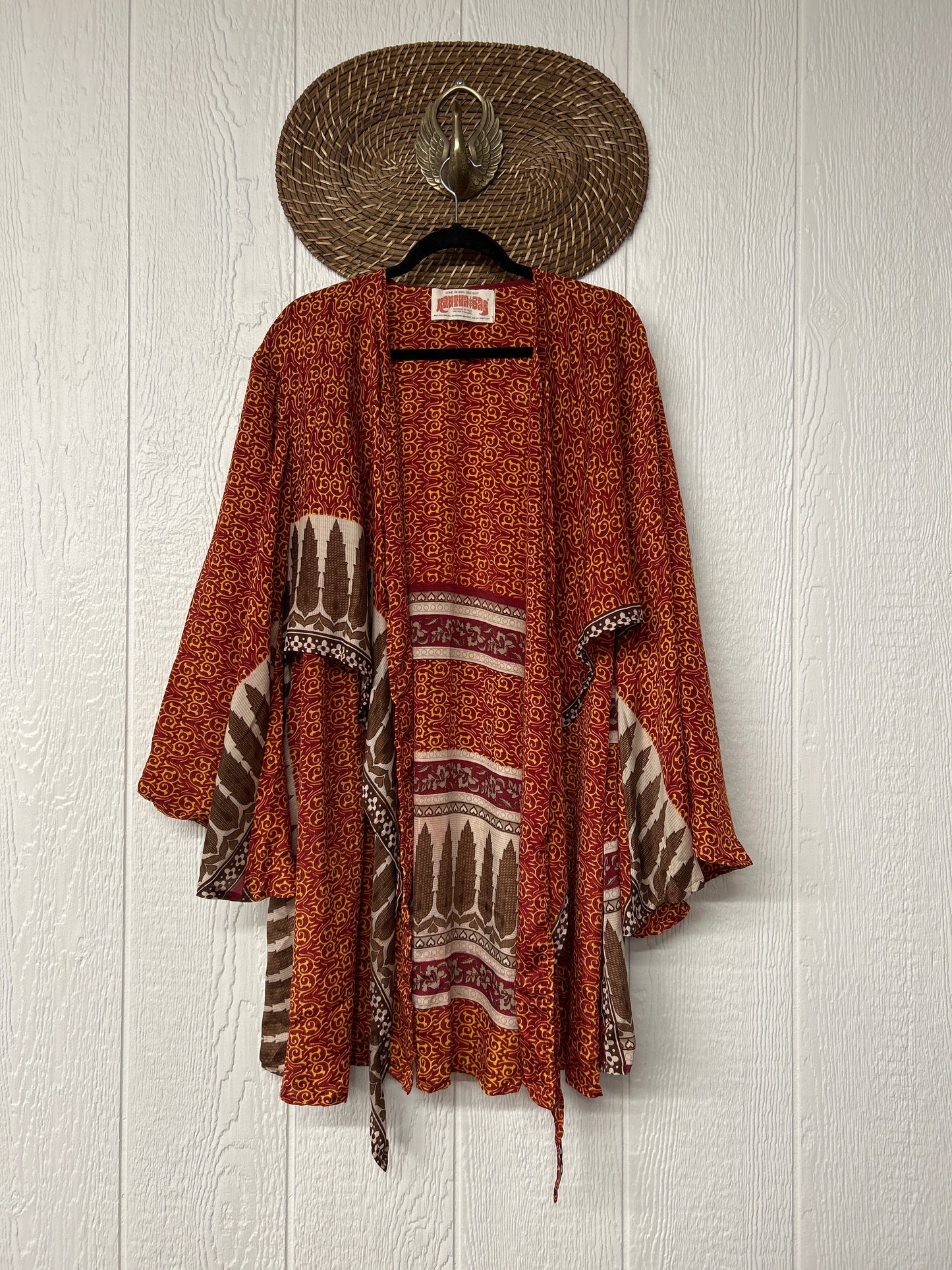 Rasgulla Sari Shortie Spellbound Kimono 0226 025