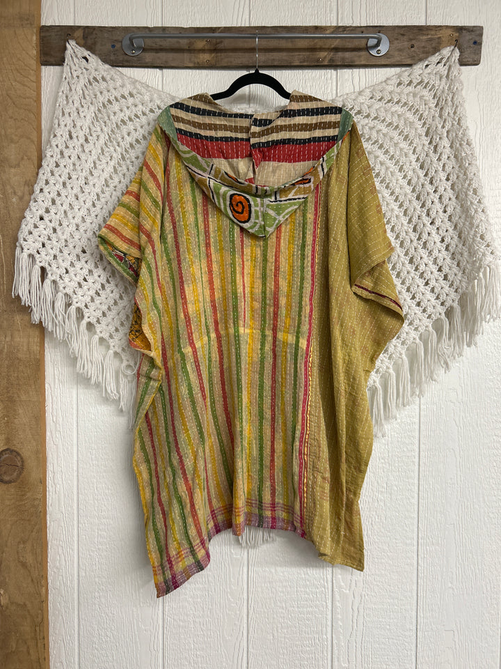 Peace and Love Poncho 0425 180