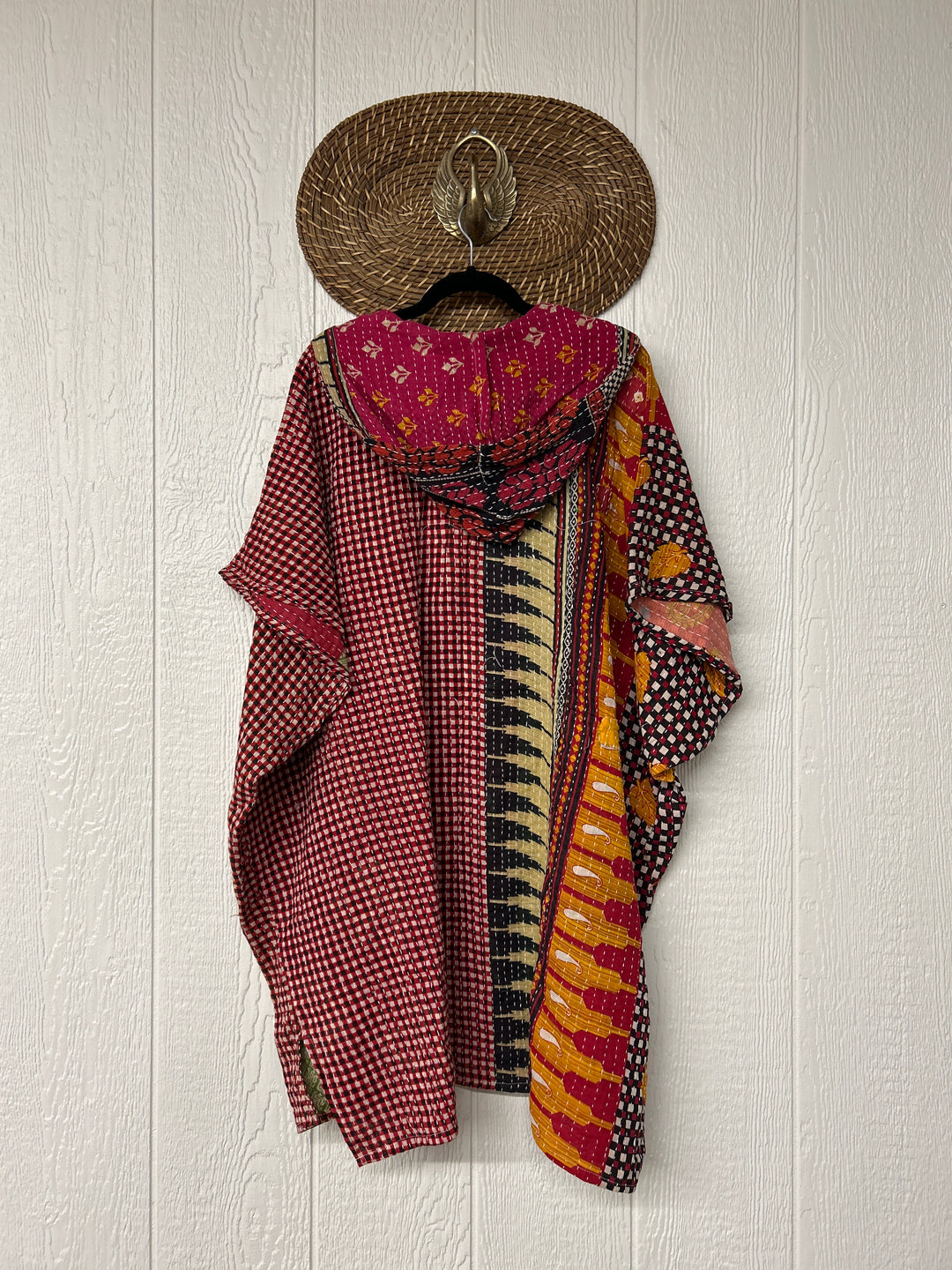 Peace and Love Poncho 0425 034