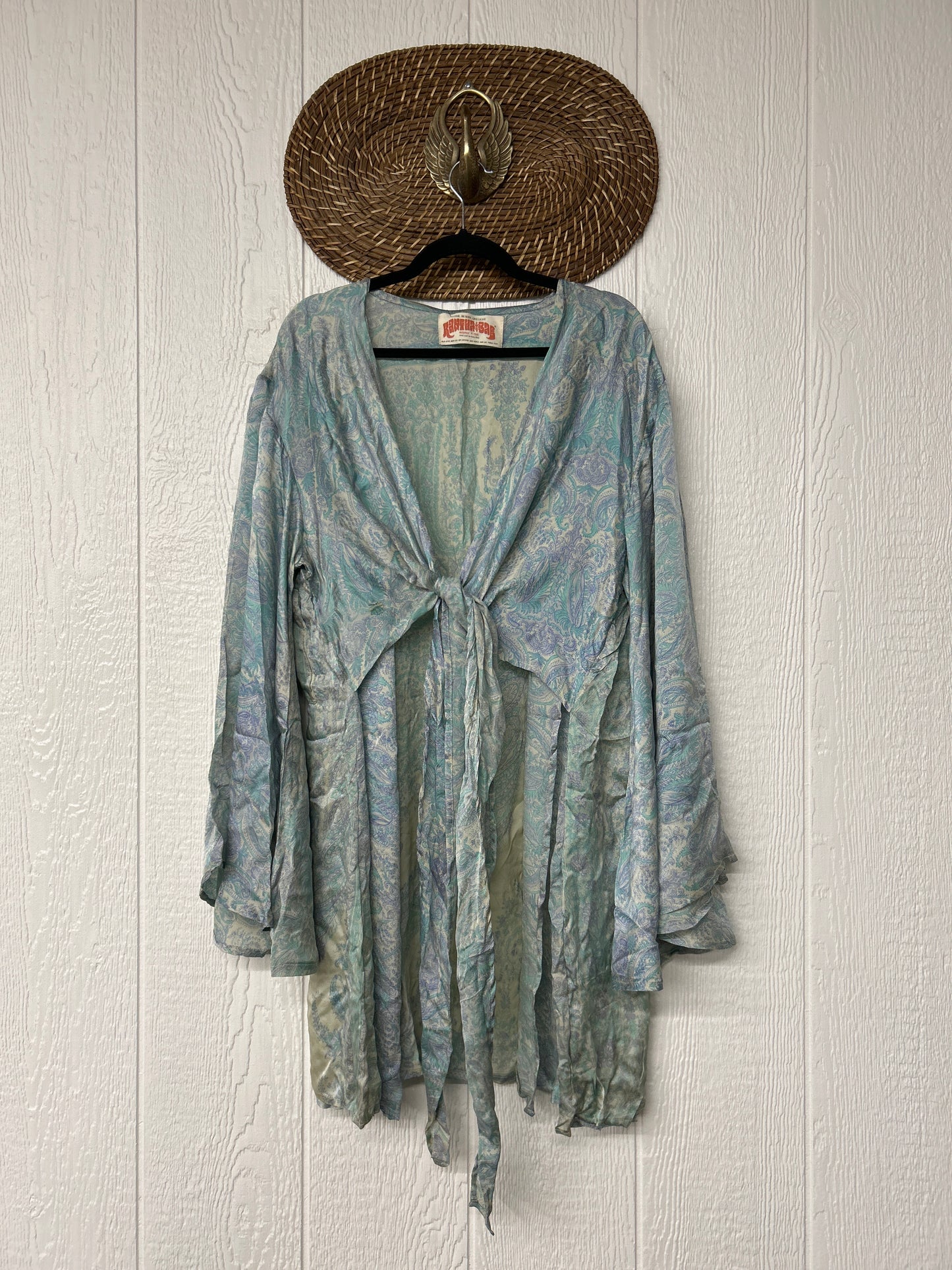 Crepe Sari Shortie Spellbound Kimono 0426 002