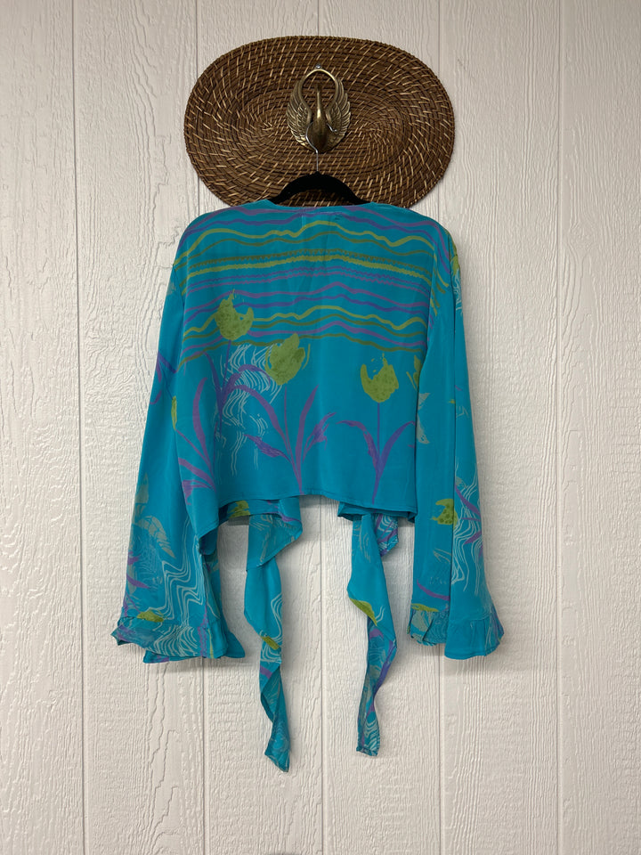 Zeppelin Crop Shrug 0425 025
