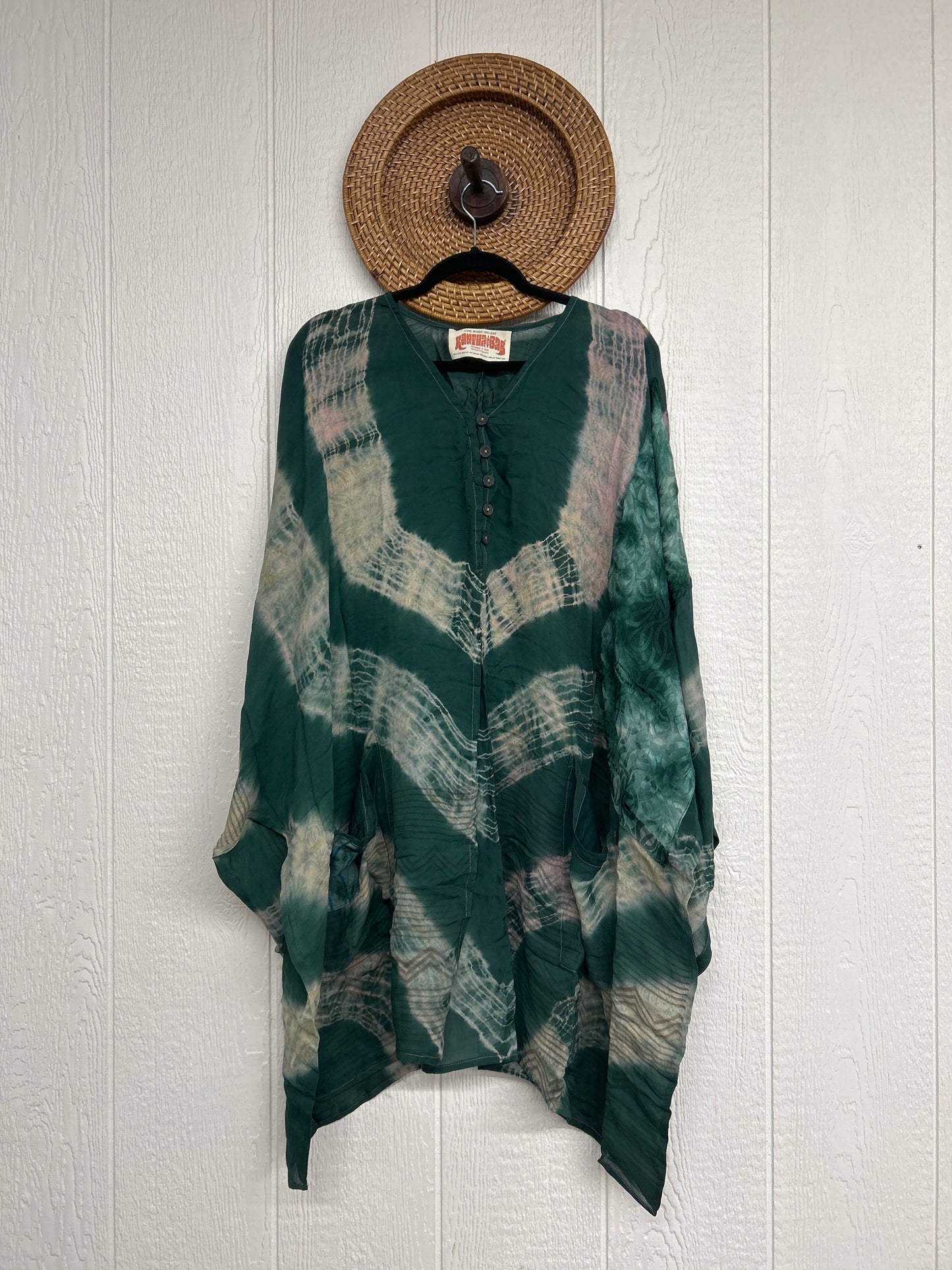 RETAIL Aura Edit Crepe Sari Gaia Split Tunic 0726 012