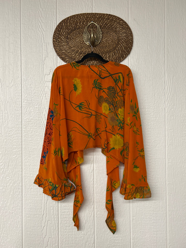 Zeppelin Crop Shrug 0425 162