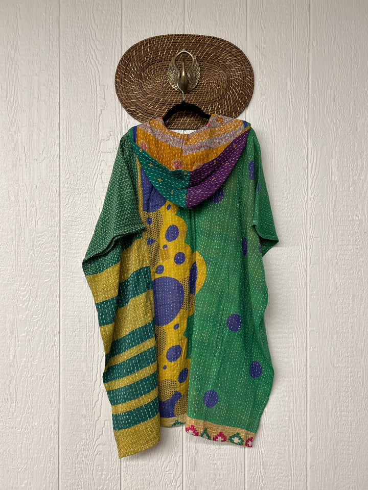 Peace and Love Poncho 0425 031