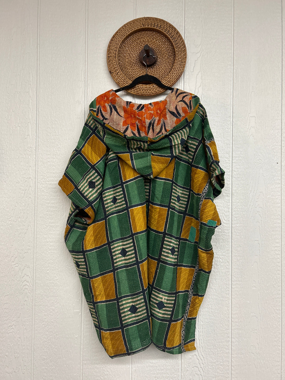 Peace + Love Poncho 0325 203