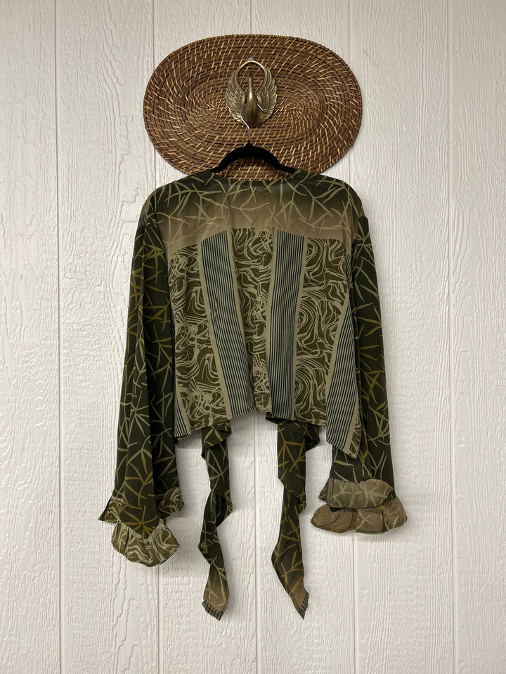 Zeppelin Crop Shrug 0425 178