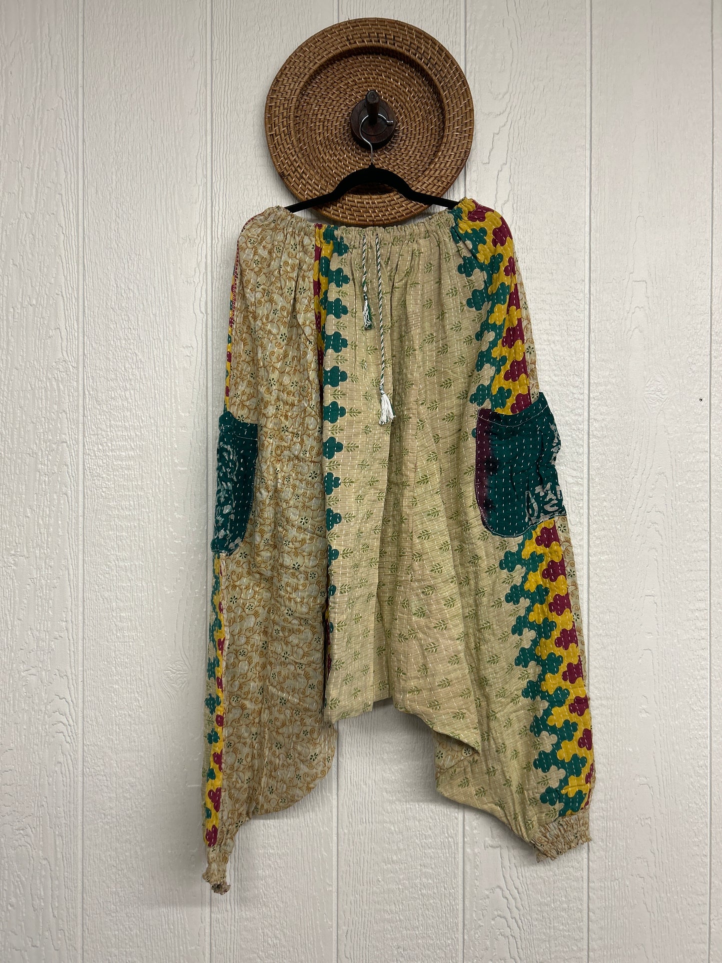 Pareo Kantha Be Still Harems 0226 065