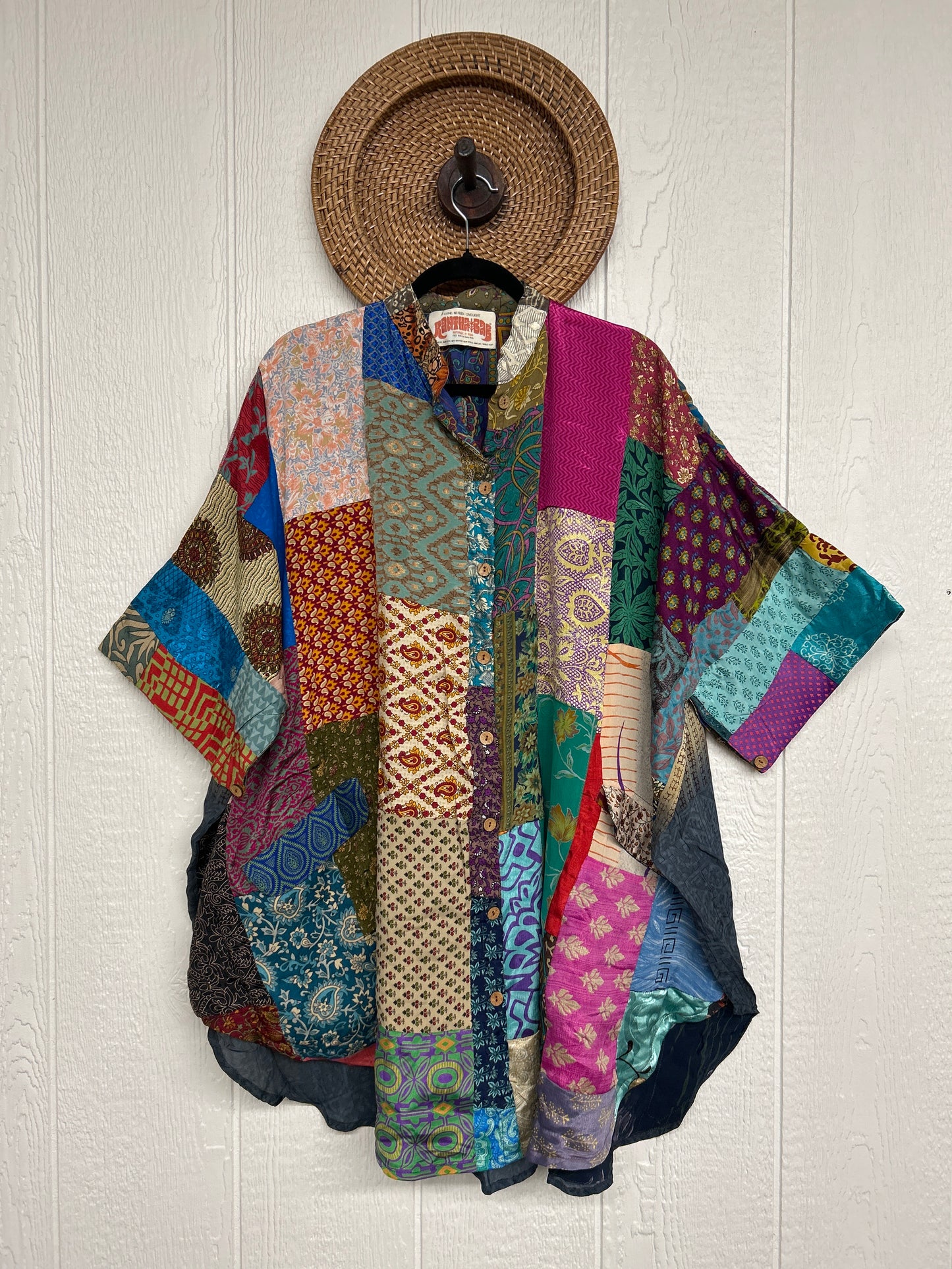 Goddess Free To Be Button-Down 0925 195