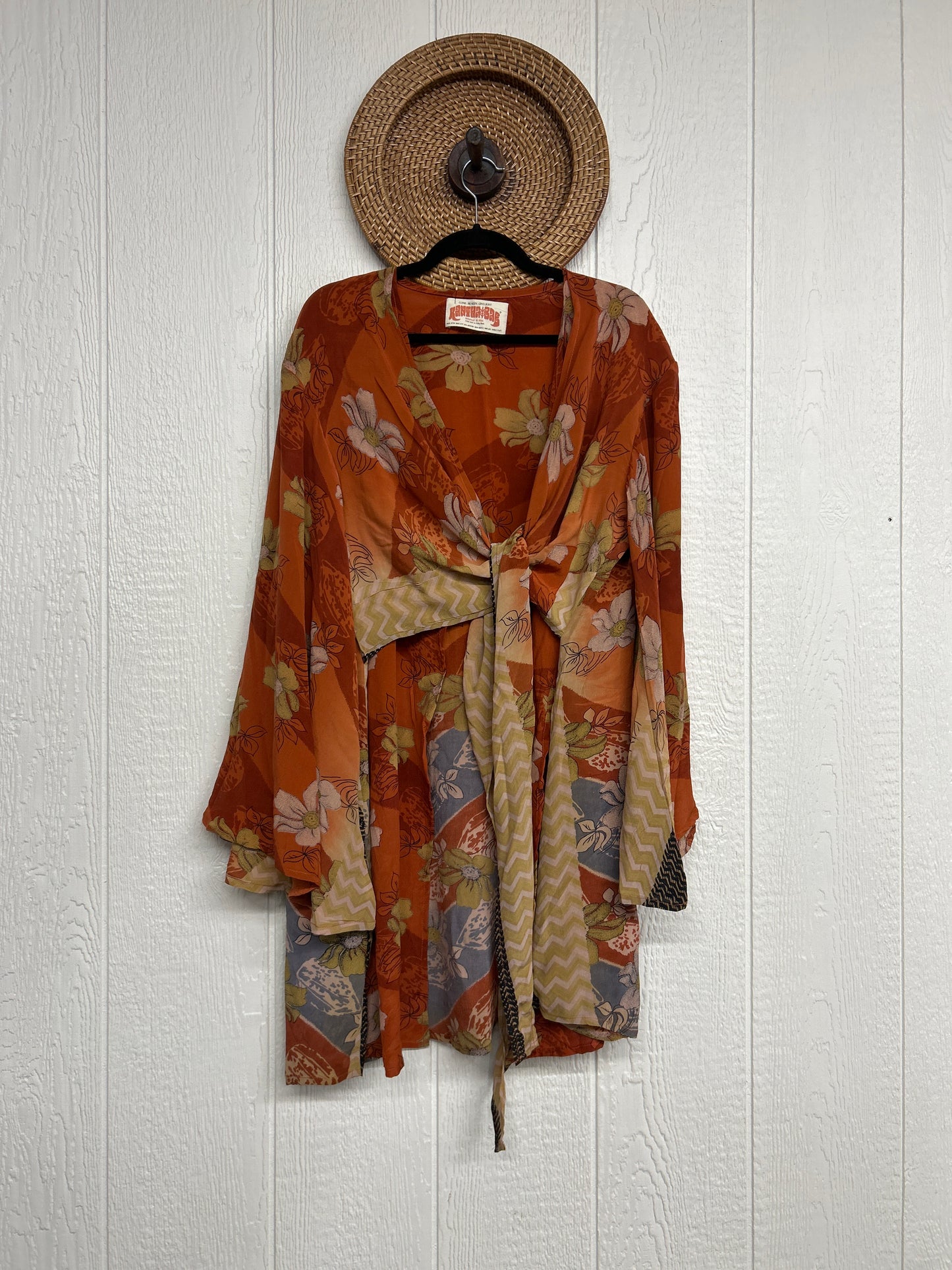 Crepe Sari Shortie Spellbound Kimono 0426 275