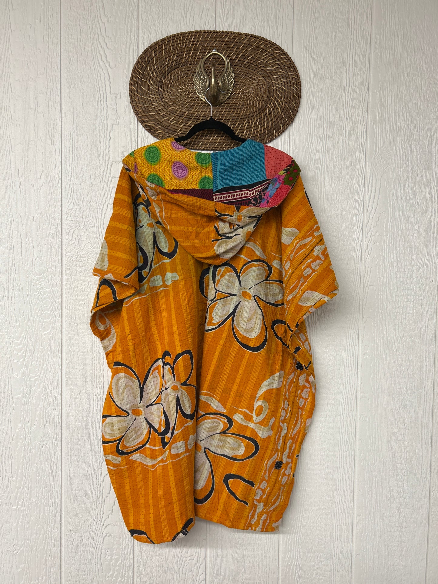 Peace + Love Poncho 0325 256