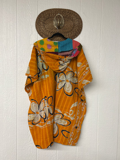 Peace + Love Poncho 0325 256