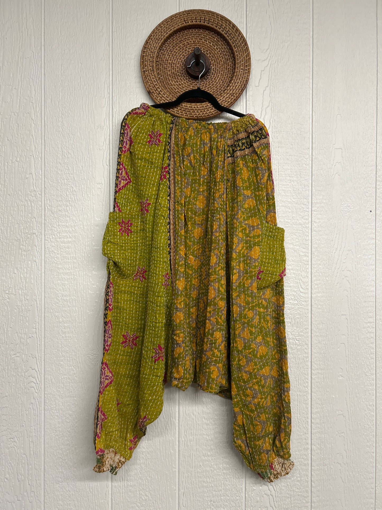 Pareo Kantha Be Still Harems 0226 026