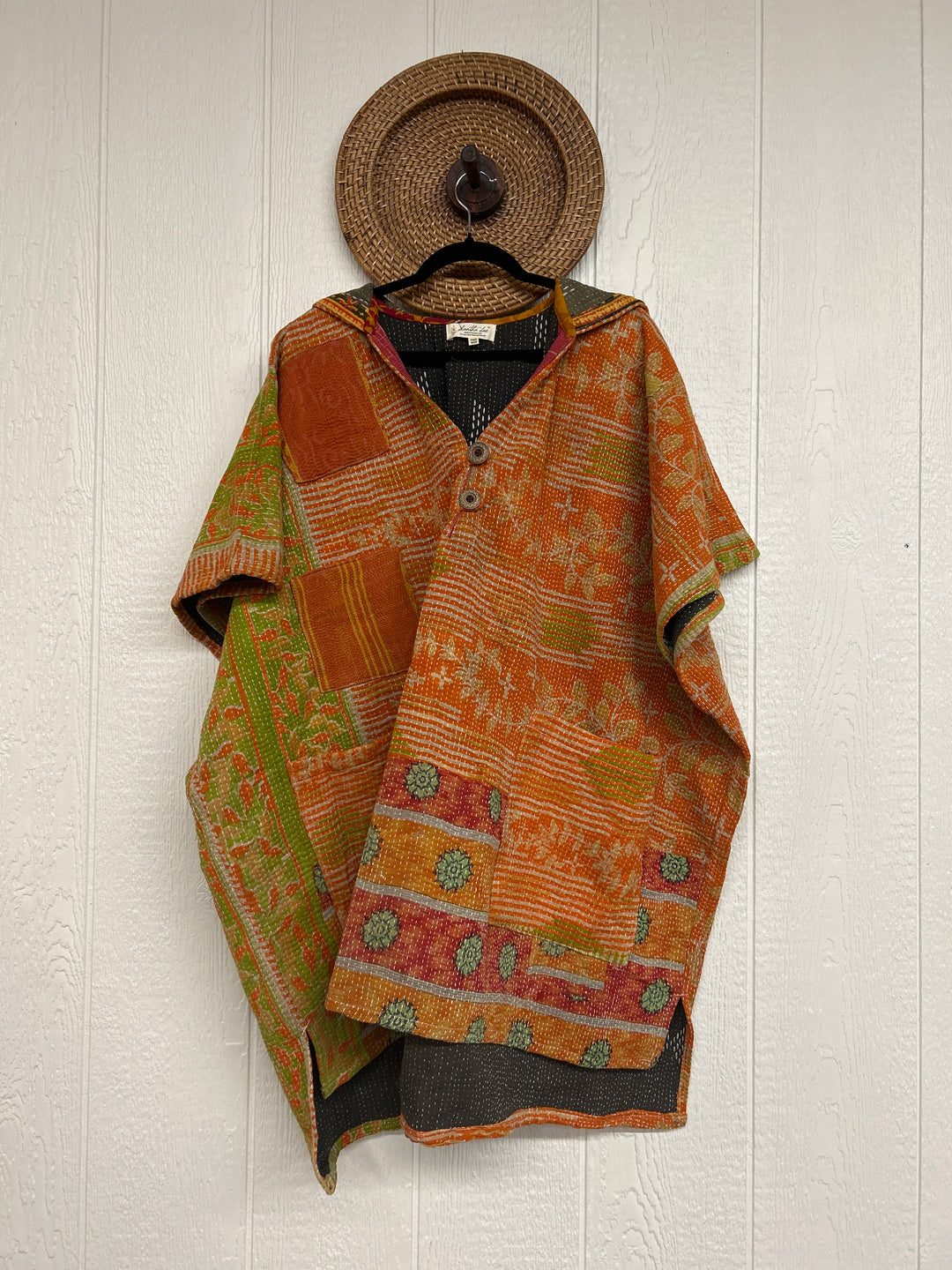 Peace + Love Poncho 0325 231