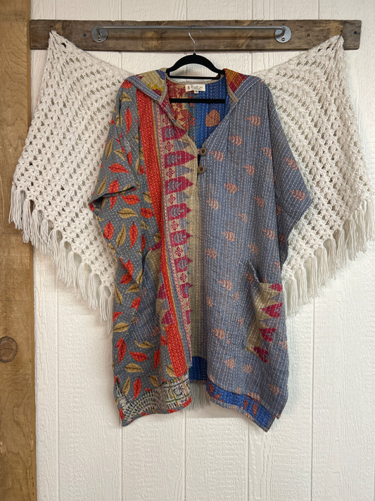 Peace and Love Poncho 0425 273