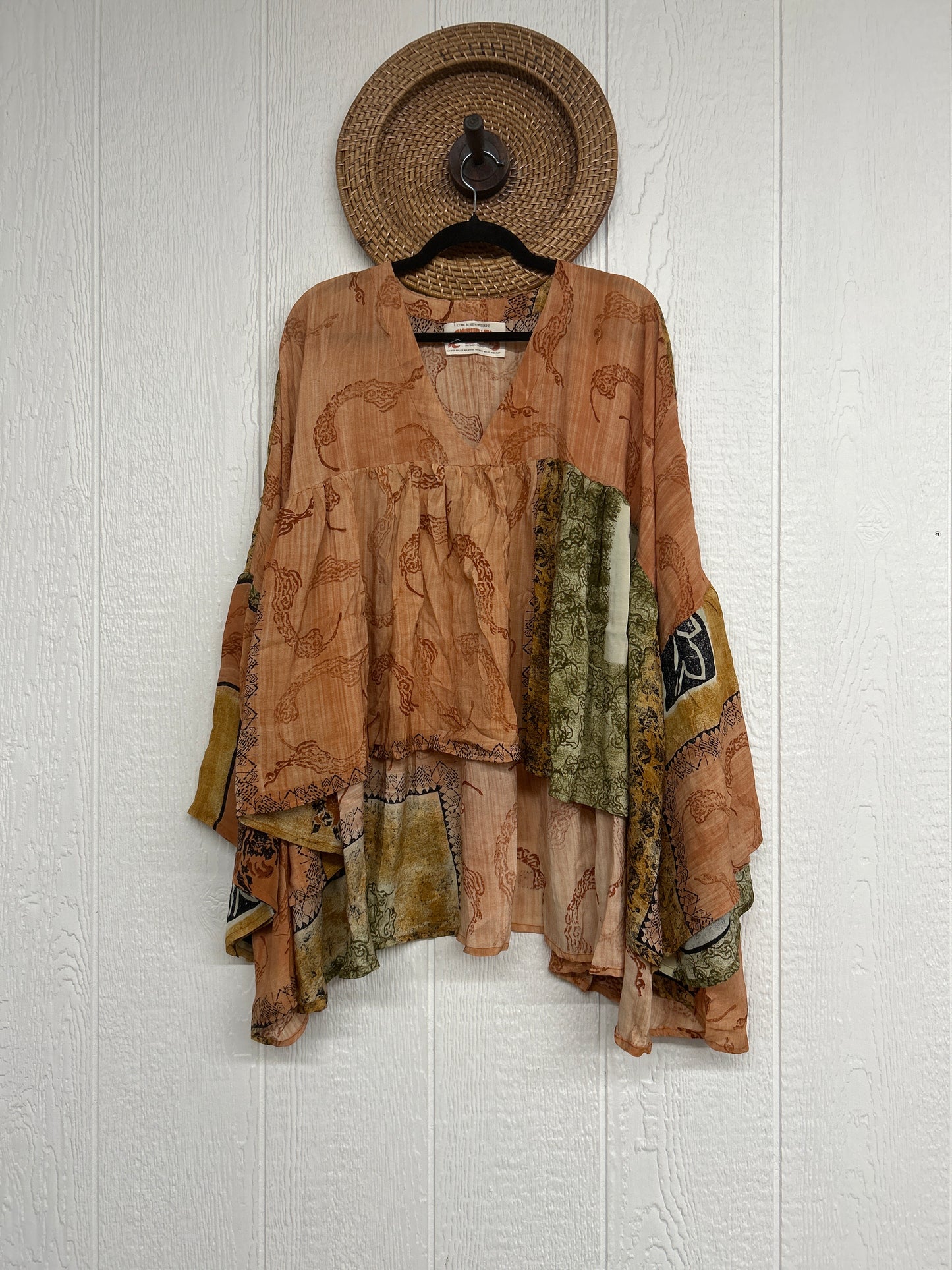 Crepe Sari Bell Sleeve Gold Dust Crop 0826 012
