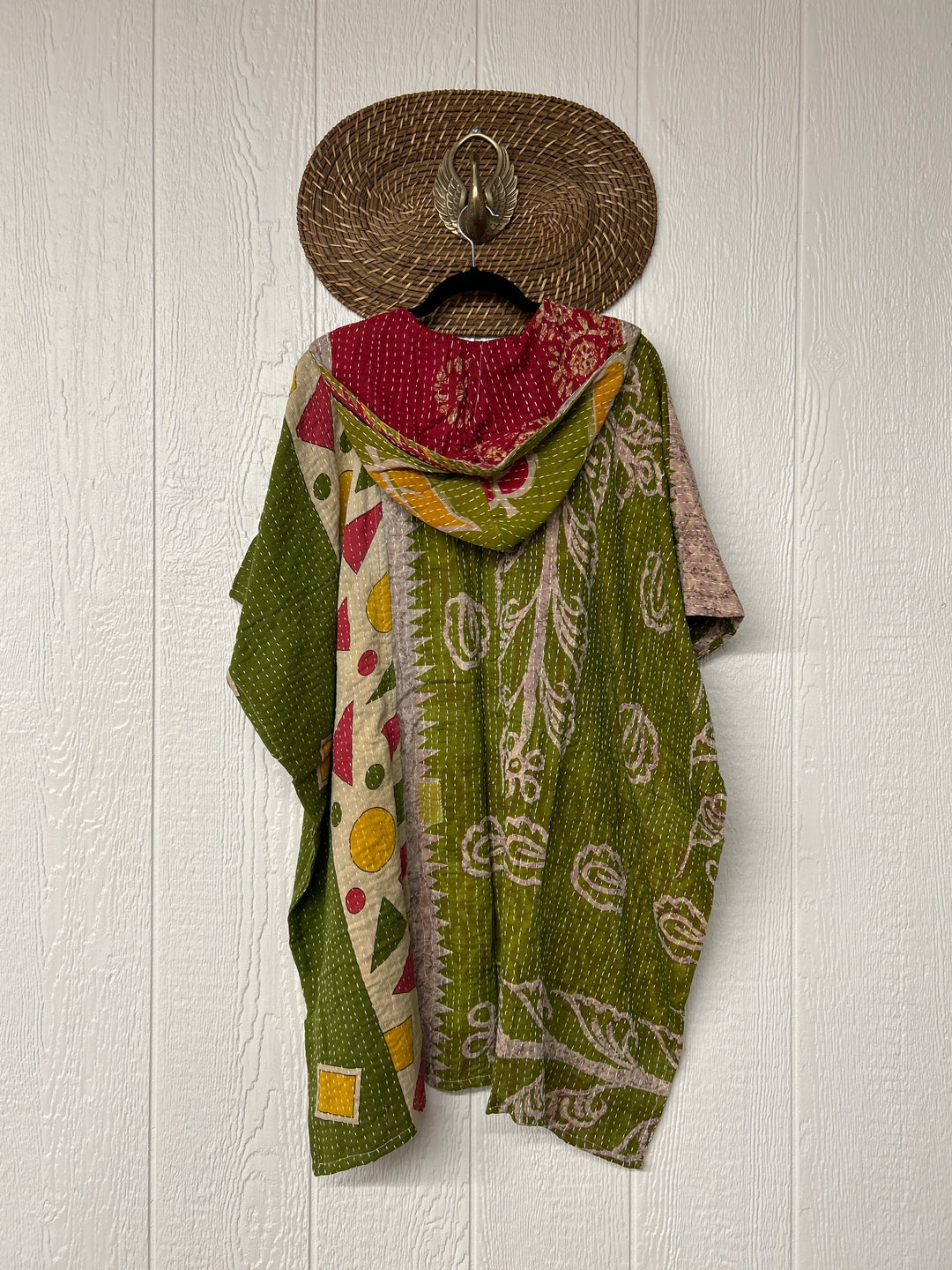 Peace and Love Poncho 0425 083