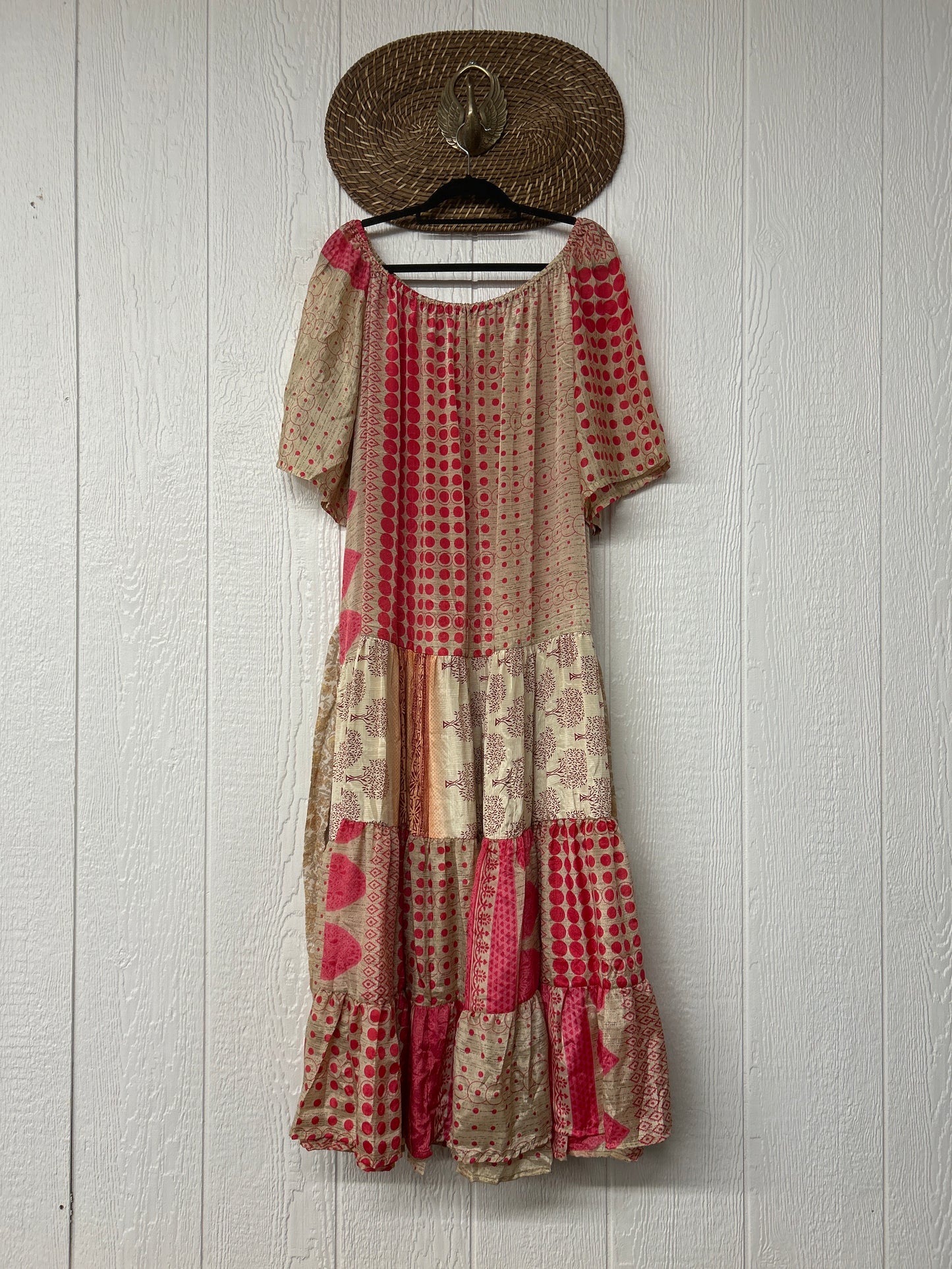Rasgulla Sari Nova Maxi 0826 222