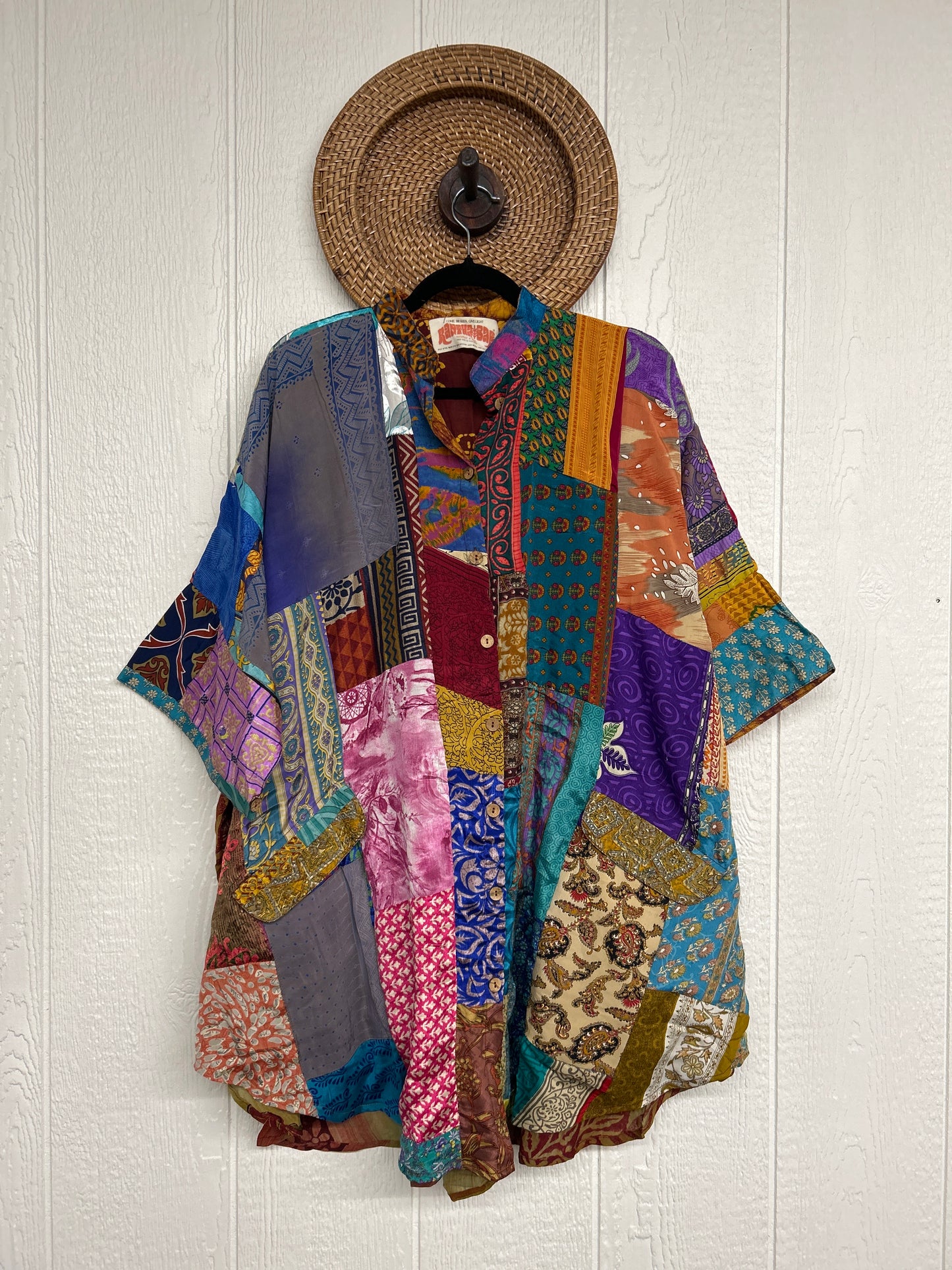 Goddess Free To Be Button-Down 0925 272
