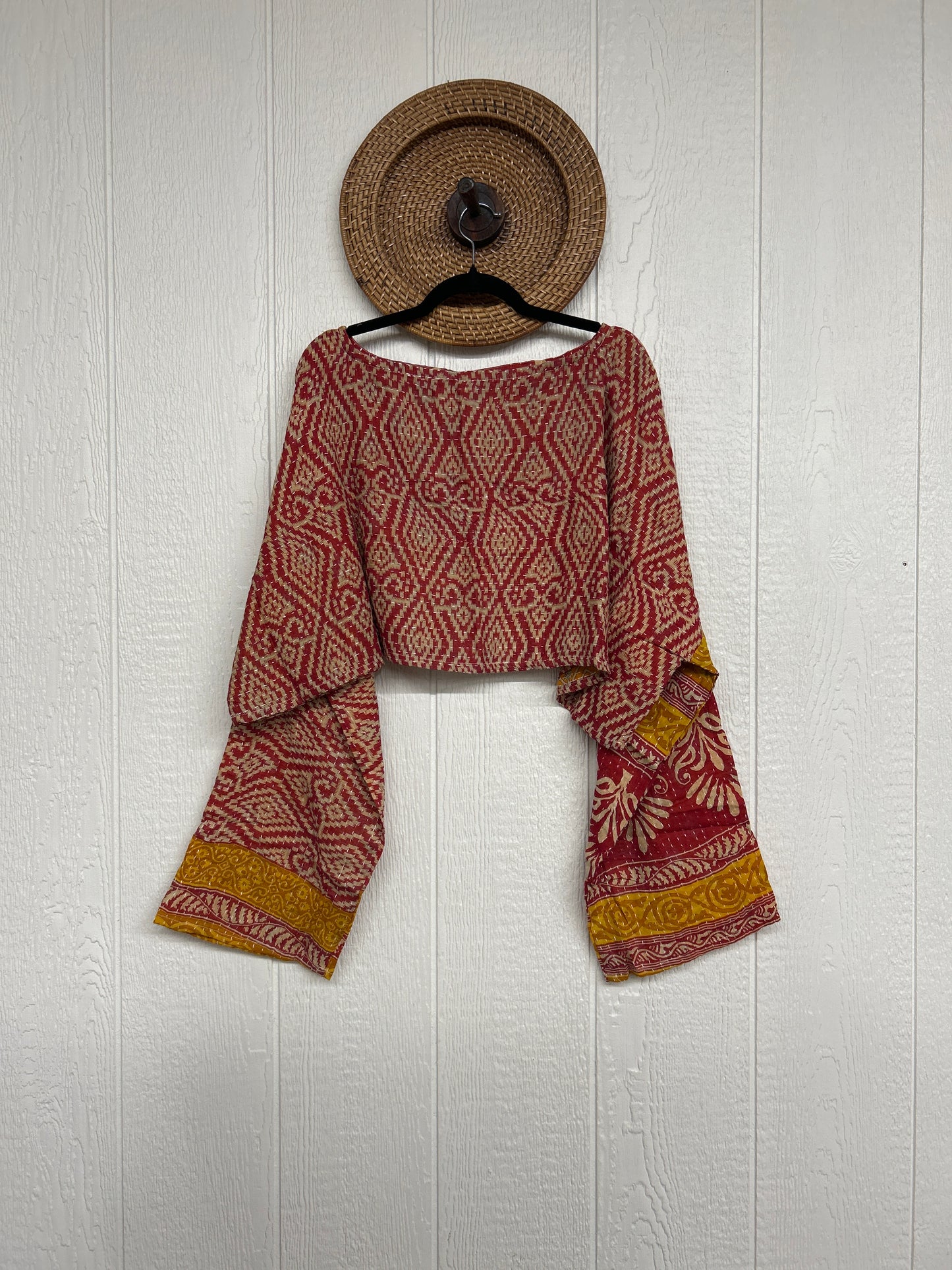 Abundance Crop Top 1025 122