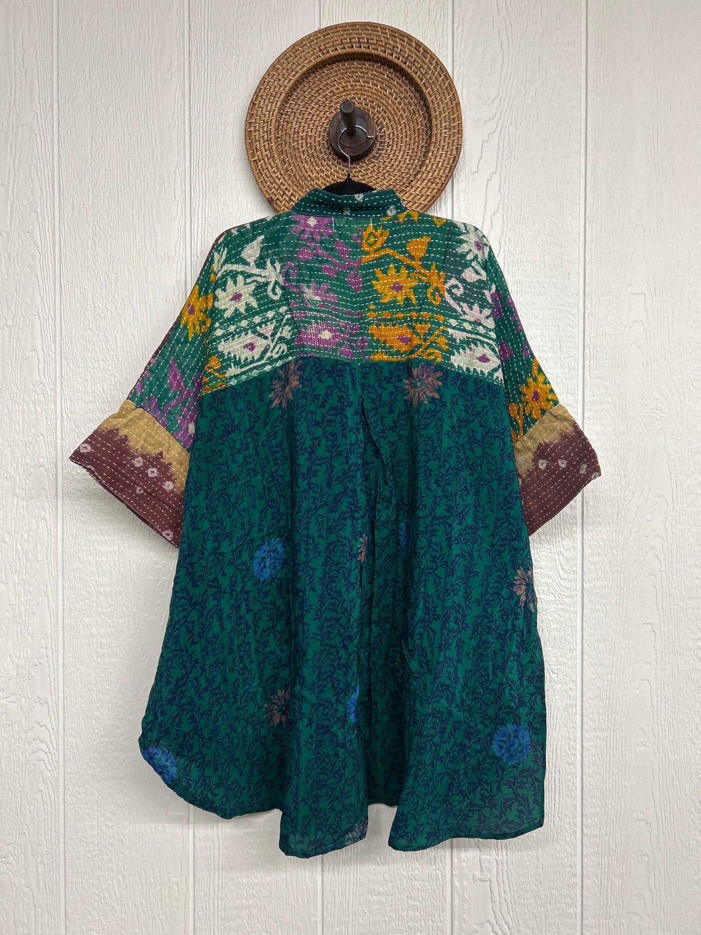 RETAIL Pareo Kantha Free To Be Button-Down 0426 054