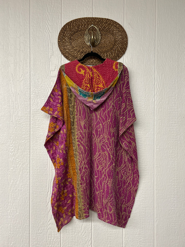 Peace and Love Poncho 0425 026