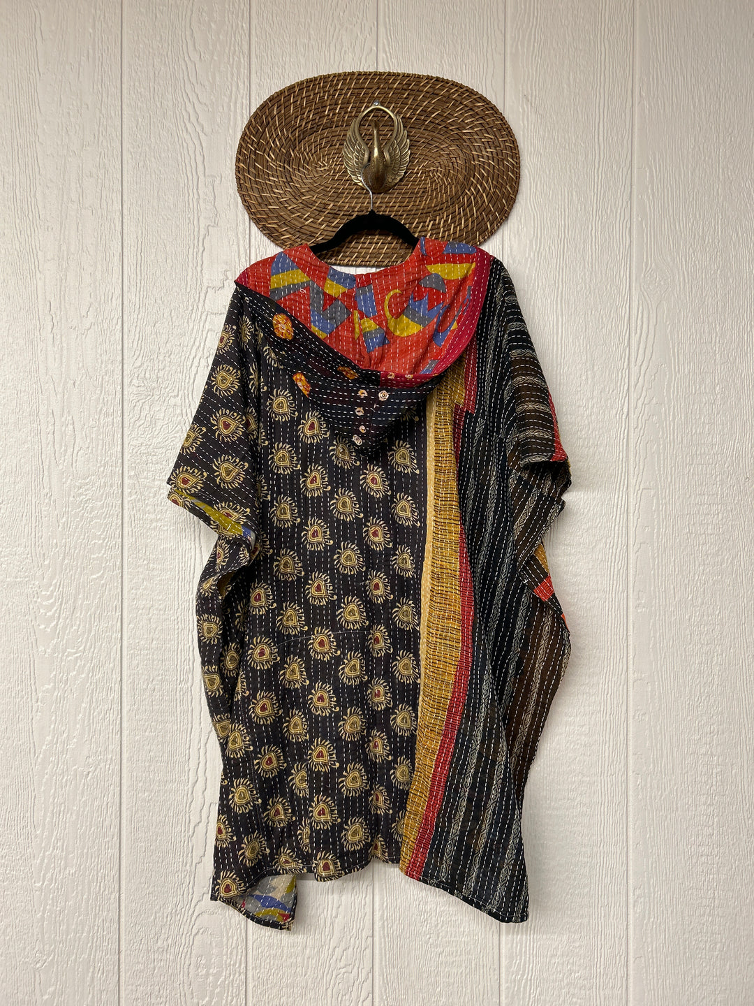 Peace and Love Poncho 0425 052