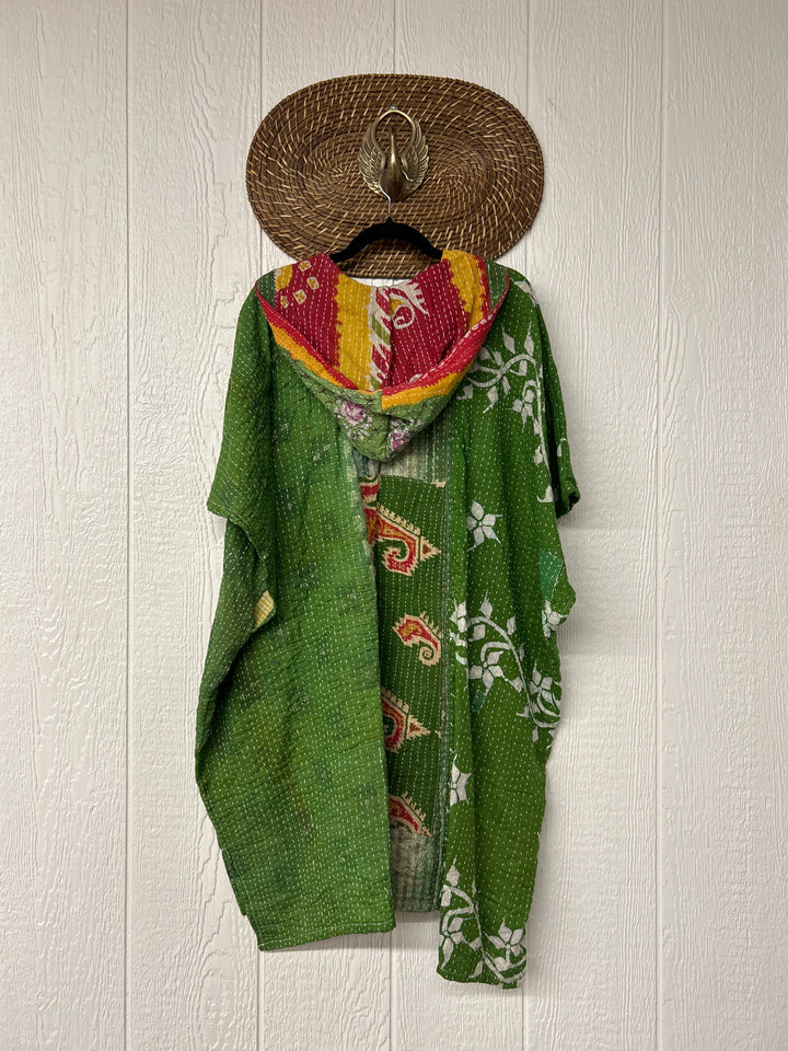 Peace and Love Poncho 0425 036