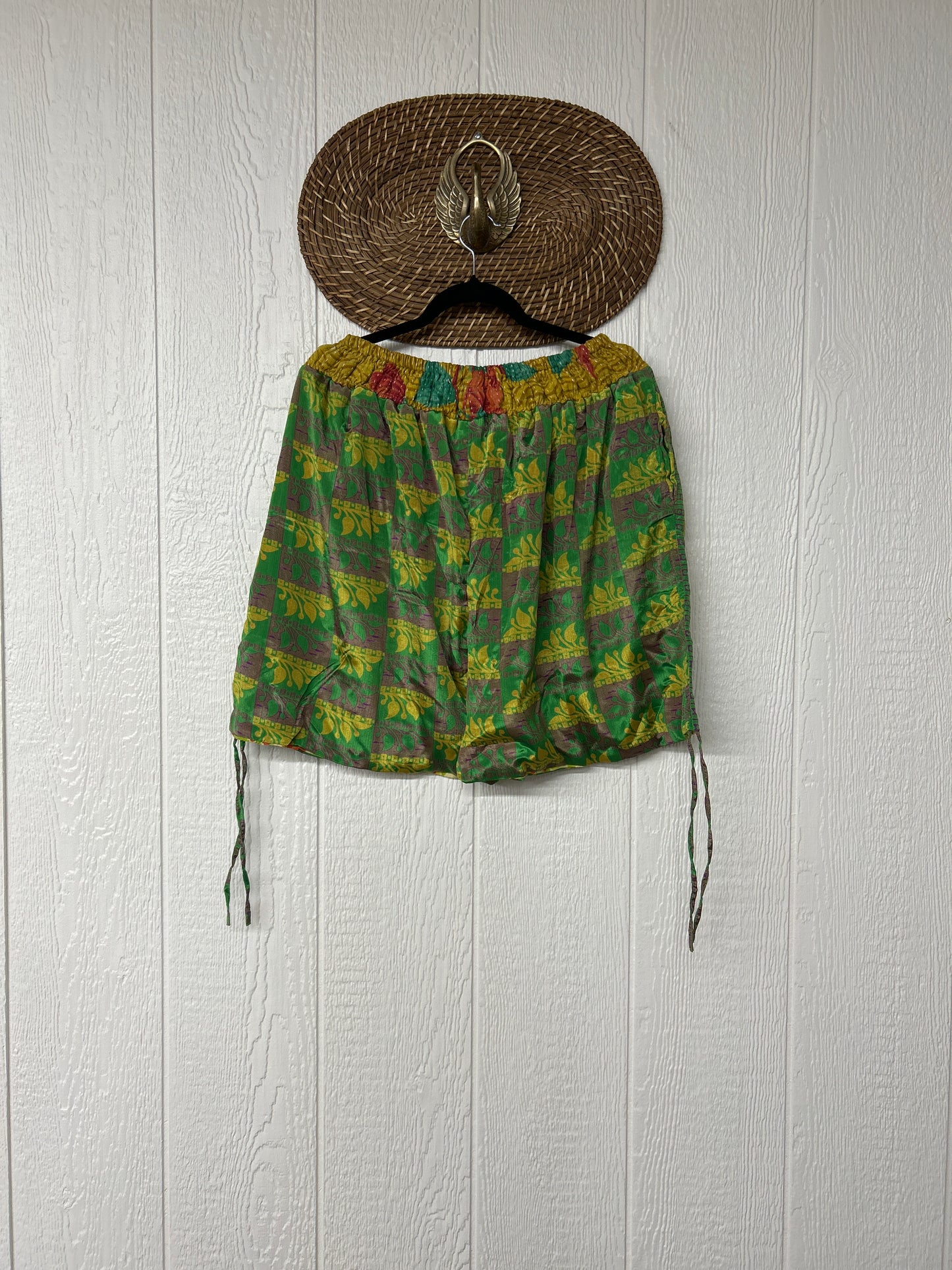 Silk Butterfly Short 0525 257