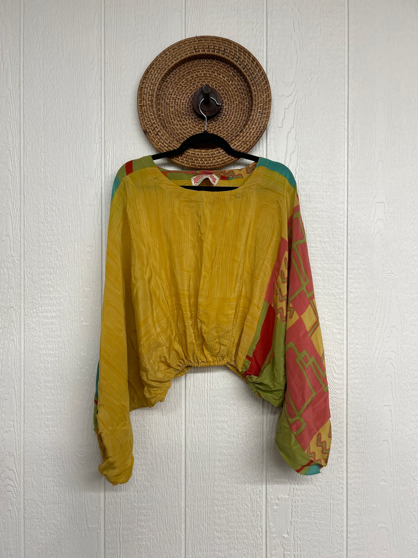 Crepe Sari Luna Crop Top 0126 054