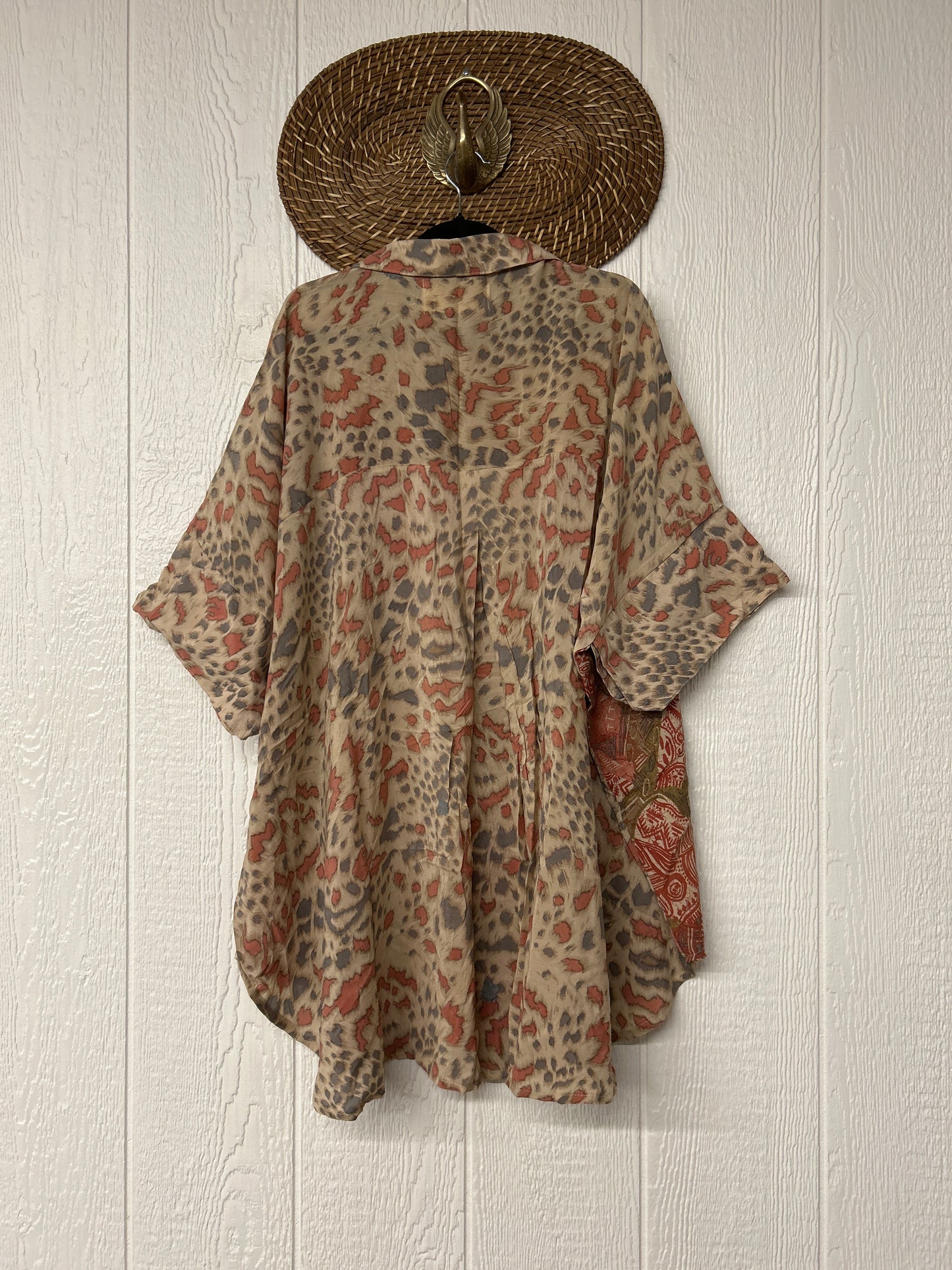 Crepe Sari Free To Be Button Down 0626 070