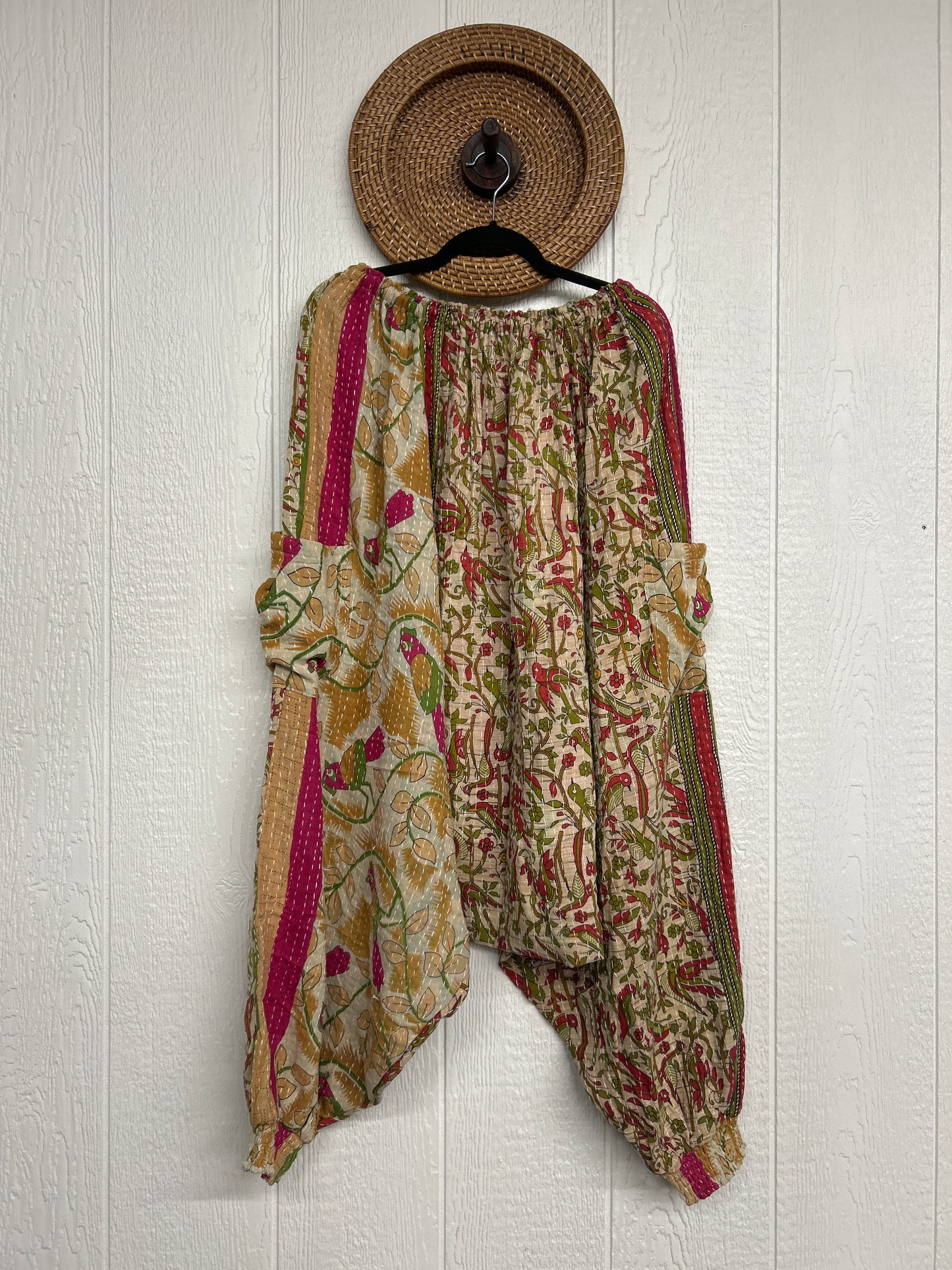 Pareo Kantha Be Still Harems 0226 094